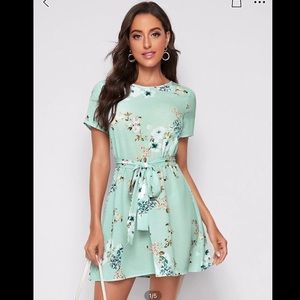 SHEIN Floral Print Dress